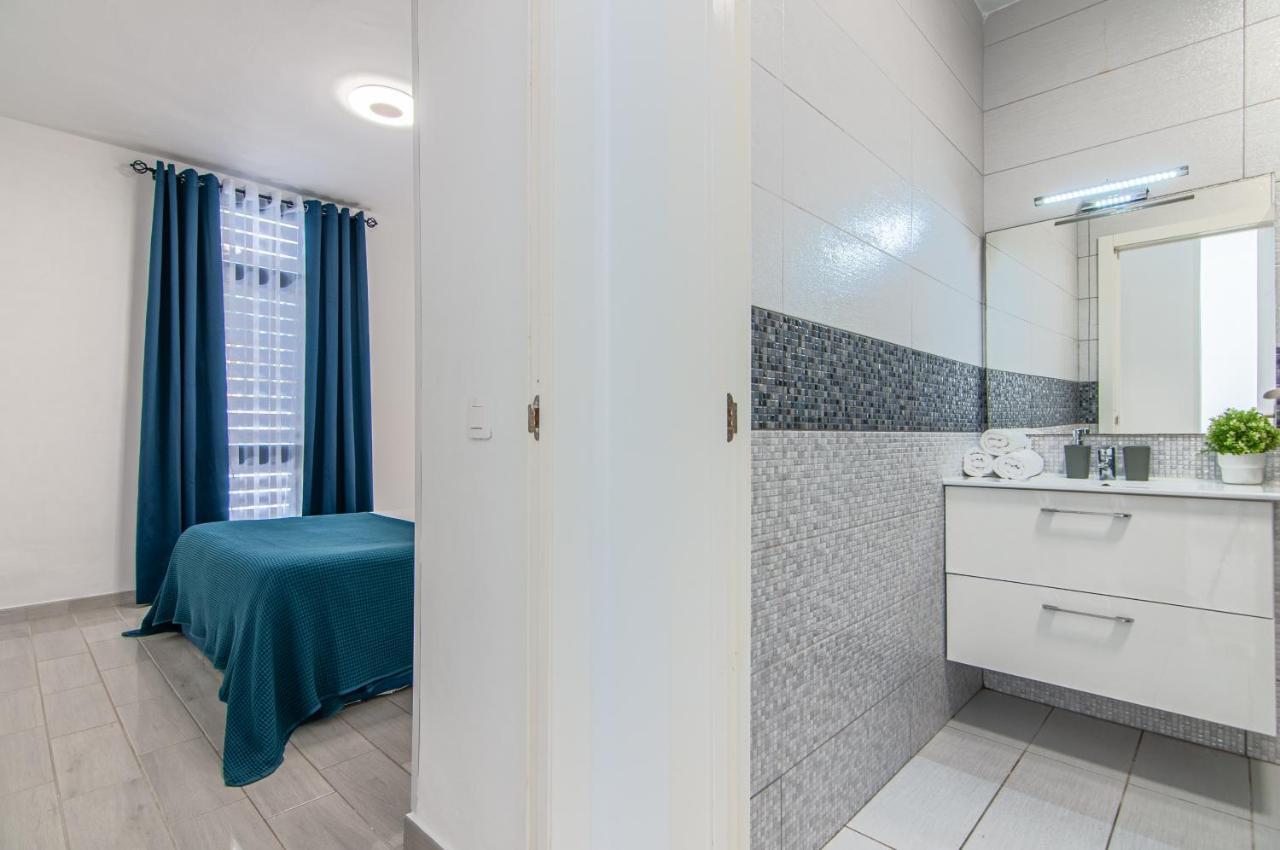 Central 2 Bedroom Apartment Playa De Las Americas Екстериор снимка