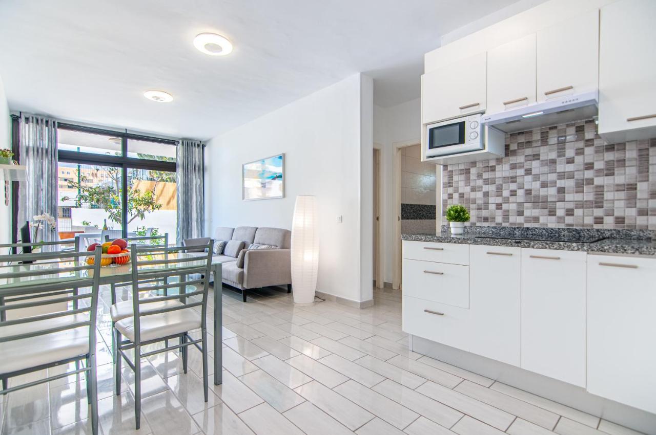 Central 2 Bedroom Apartment Playa De Las Americas Екстериор снимка