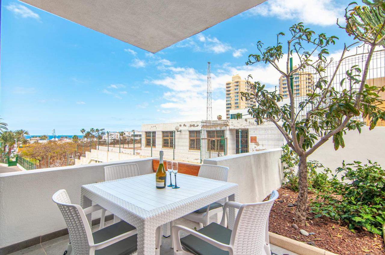 Central 2 Bedroom Apartment Playa De Las Americas Екстериор снимка